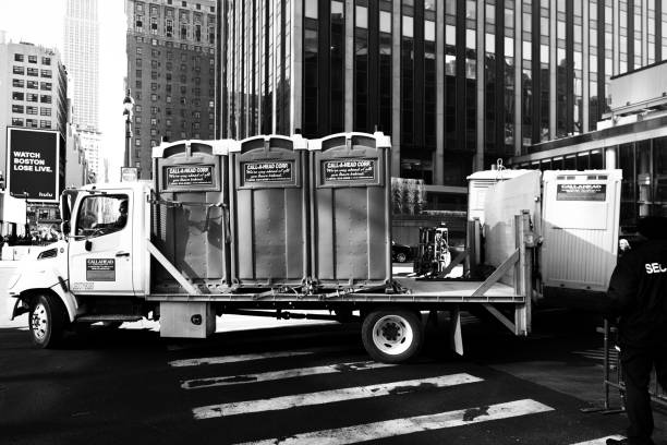 Best Luxury portable toilet rental  in Island Lake, IL